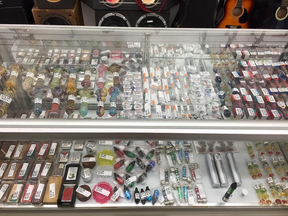 pipes and other smoking accessories for sale